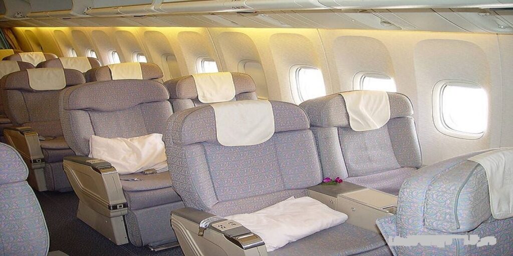 Emirates Business Class seat comforts