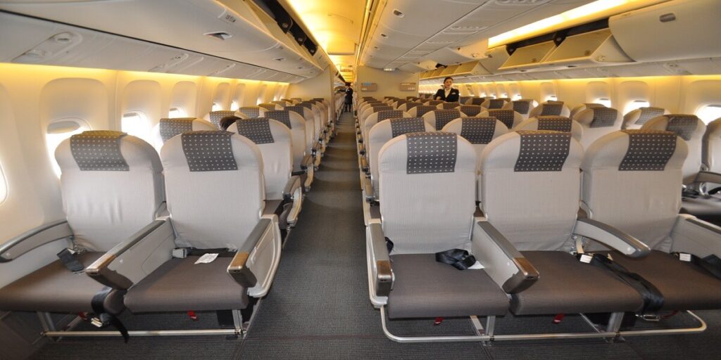 Japan Airlines domestic flight economy class seats