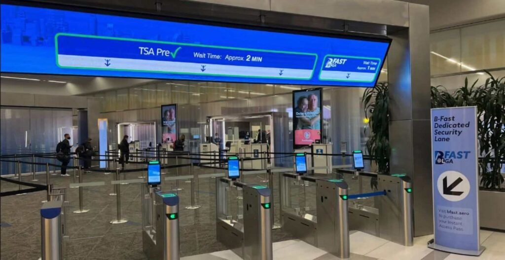 Image of security wait times at laguardia airport